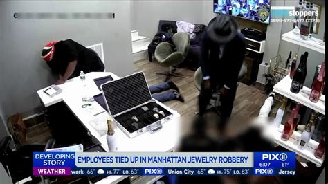 7 arrested after jewelry store robbery; second time business has been targeted in a year
